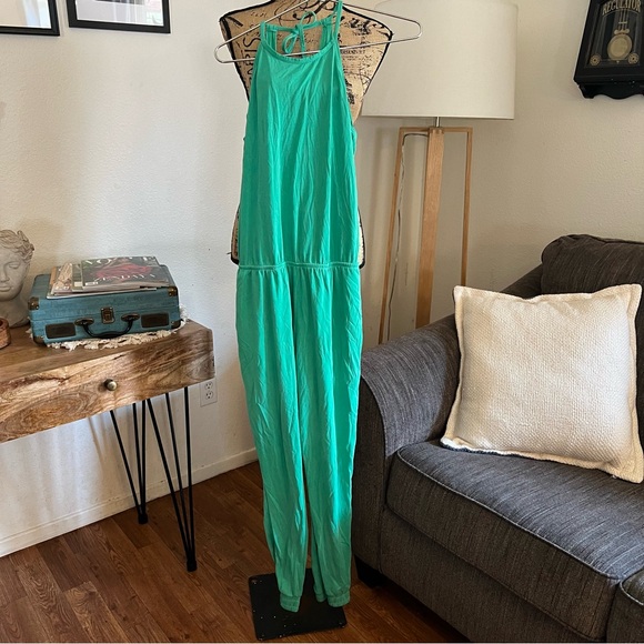 Sweaty Betty NWT Open Back Racer Jumpsuit Lime Gello Green  Size Small - Picture 1 of 8